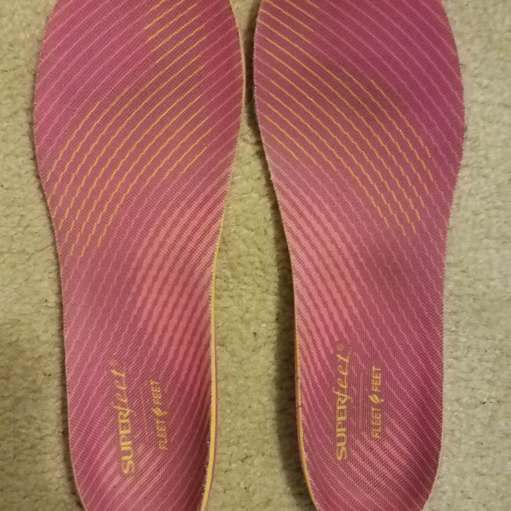 Womens Berry Superfeet size C